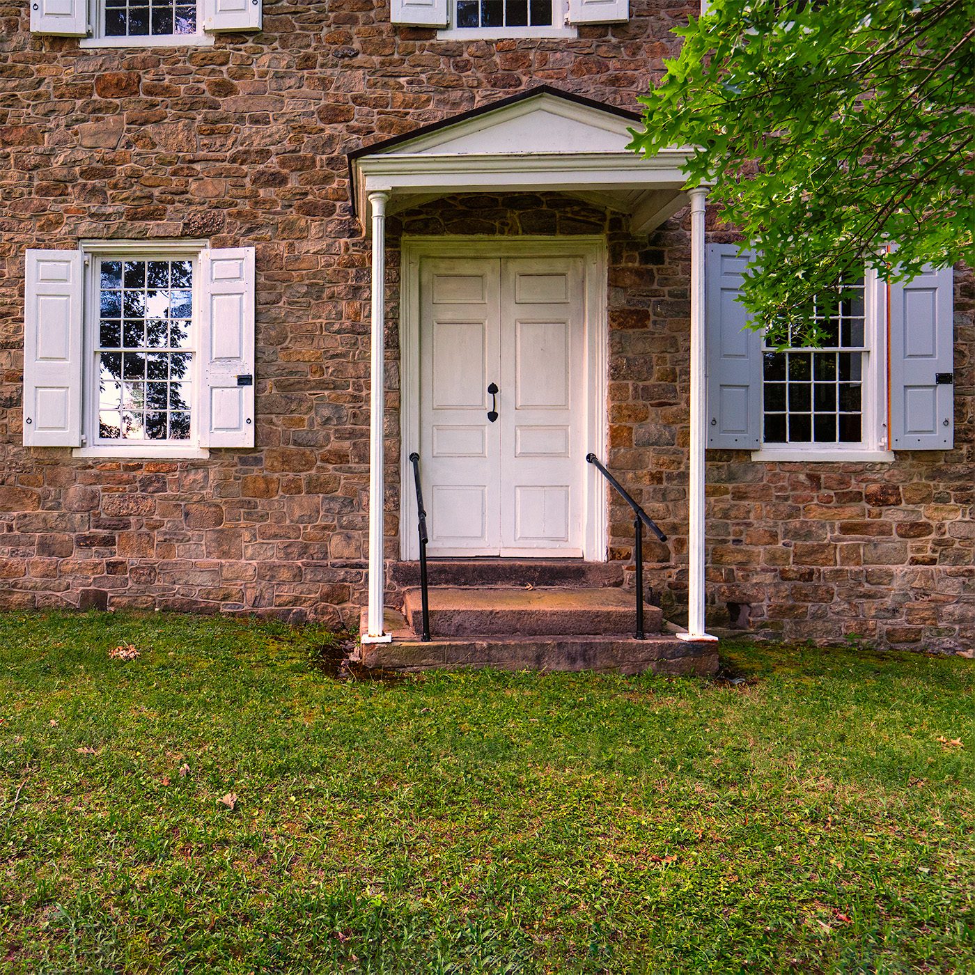 Exterior view of Solebury Friends Meeting porch roof and sky